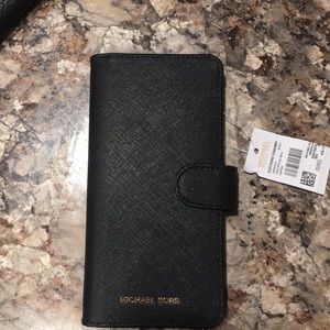 Michael Kors iPhone 6,7,8+ case wallet